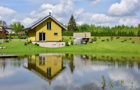 „Vėliučionių sodyba“ Vilniaus rajone - nameliai, salė, pirtys, kubilas - sodyba Vilniaus rajonas
