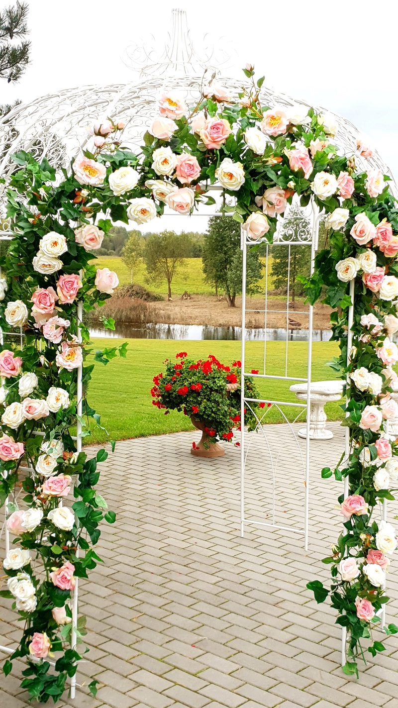 „DVARO SODYBA“ vestuvėms, konferencijoms, seminarams 30 km nuo Vilniaus - sodyba Širvintų rajonas