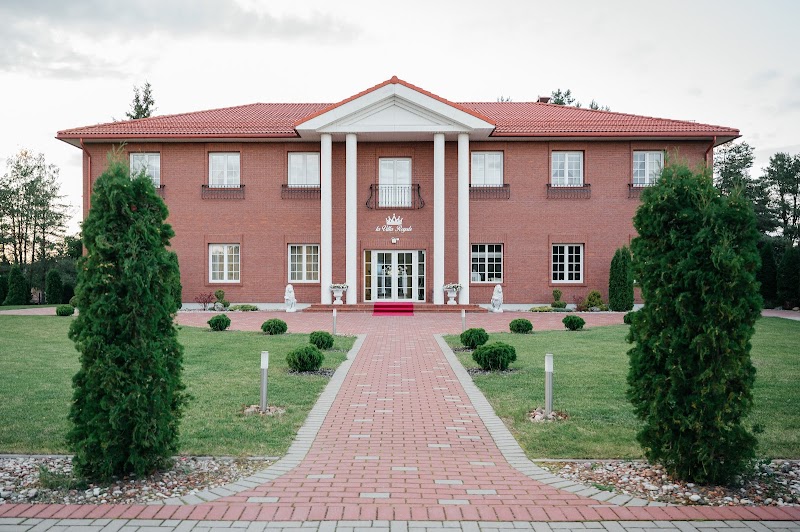 „La Villa Royale“ – 30 km nuo Vilniaus – išskirtinėms šventėms bei konferenсijoms! - sodyba Trakų rajonas